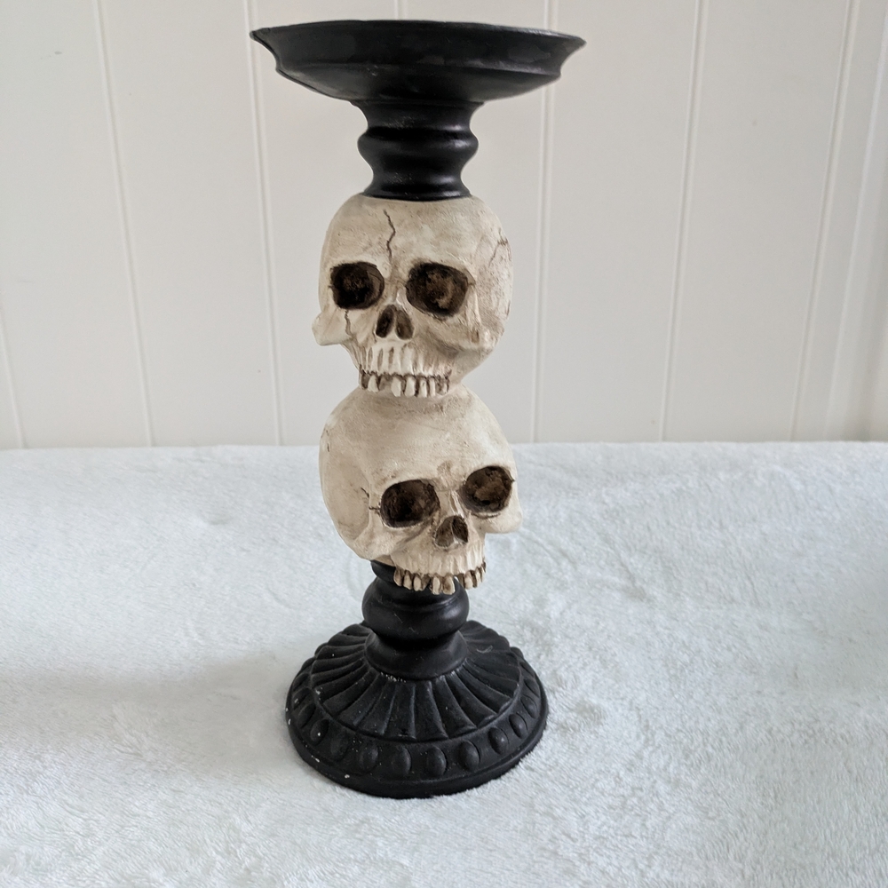 Skull Candle Holder